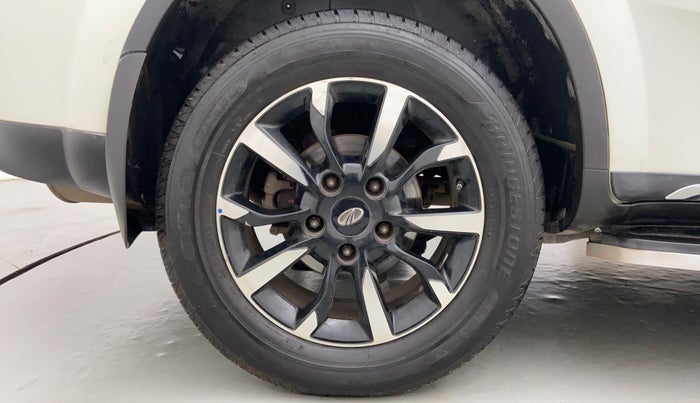 2018 Mahindra XUV500 W11 AT, Diesel, Automatic, 59,774 km, Right Rear Wheel