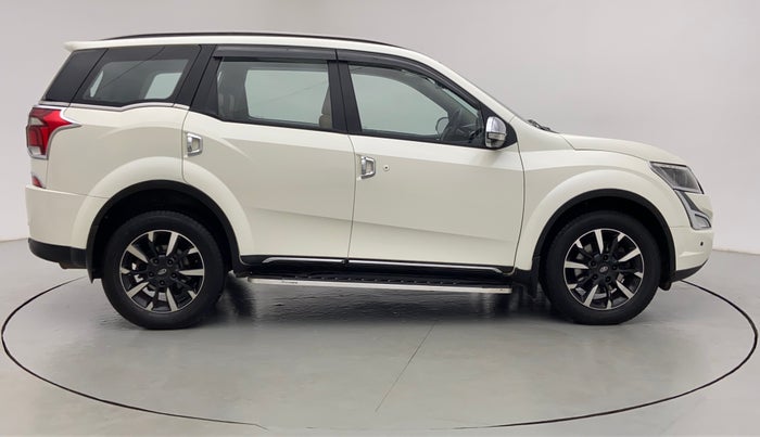 2018 Mahindra XUV500 W11 AT, Diesel, Automatic, 59,774 km, Right Side