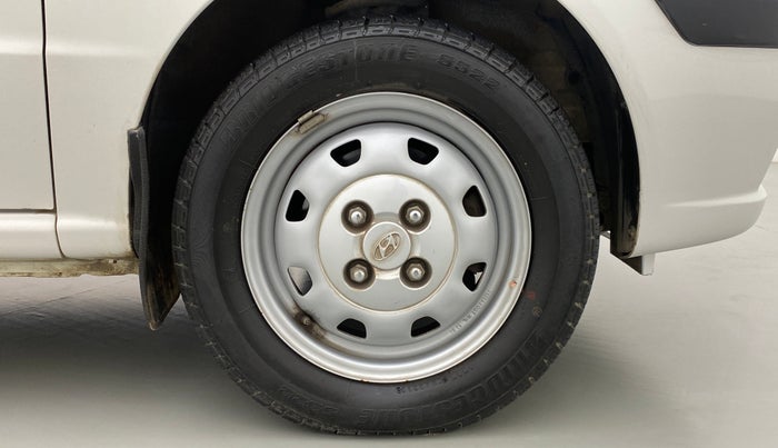 2013 Hyundai Santro Xing GL PLUS, Petrol, Manual, 34,527 km, Right Front Wheel