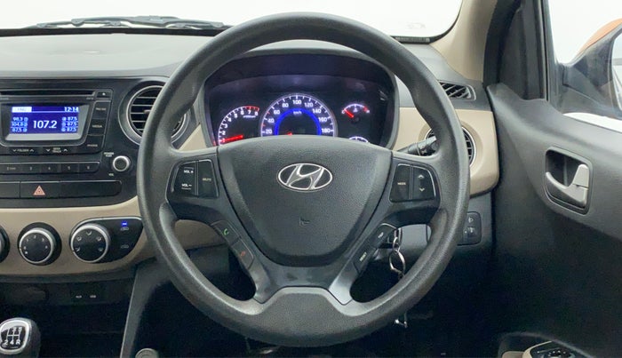 2015 Hyundai Grand i10 SPORTZ 1.2 KAPPA VTVT, Petrol, Manual, 24,017 km, Steering Wheel Close Up