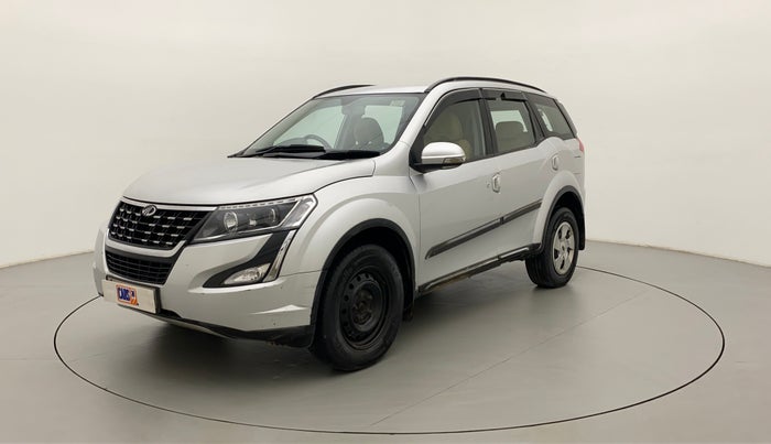 2018 Mahindra XUV500 W7, Diesel, Manual, 1,12,969 km, Left Front Diagonal