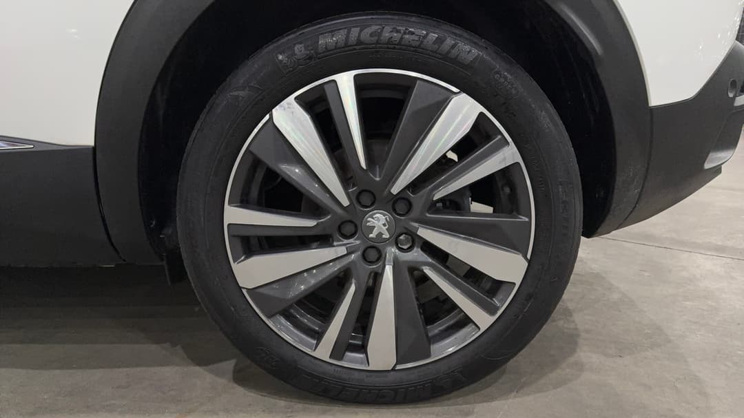 2020 Peugeot 3008 Gt Line, Automatic, 127077 km, Left Rear Wheel