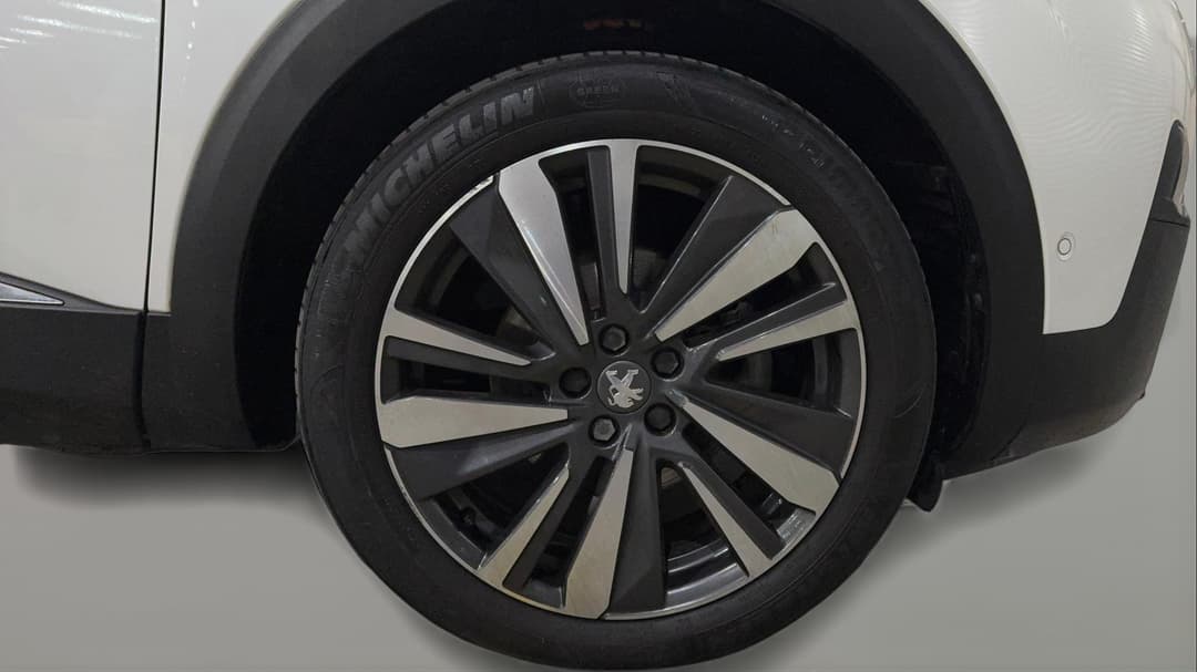 2020 Peugeot 3008 Gt Line, Automatic, 127077 km, Right Front Wheel