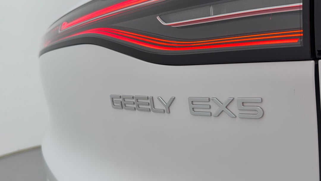 Badge (Boot Right Side)