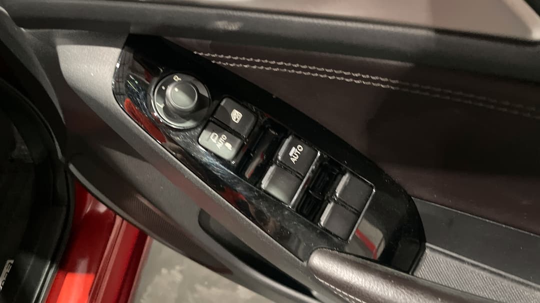 2017 Mazda Mazda3 Touring, Automatic, 59906 km, Drivers Side Door Panel Controls