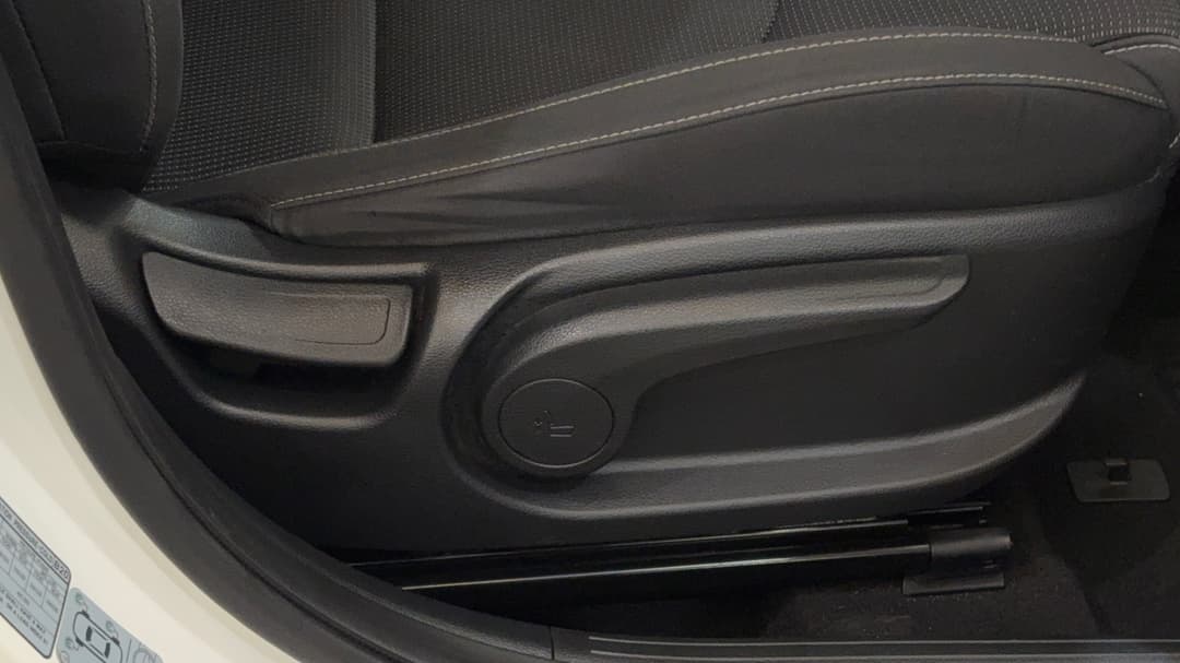 2020 Kia Cerato S Safety Pack, Automatic, 73739 km, Drivers Side Adjustment Panel