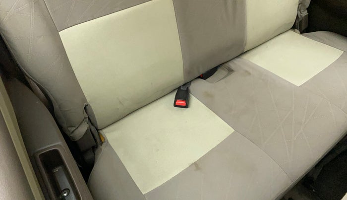 2012 Maruti Zen Estilo VXI, Petrol, Manual, 37,103 km, Second-row right seat - Cover slightly stained