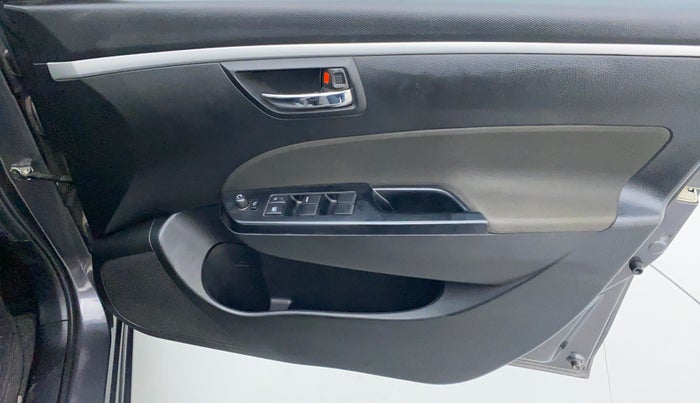 2016 Maruti Swift VXI D, Petrol, Manual, 30,780 km, Driver Side Door Panels Control