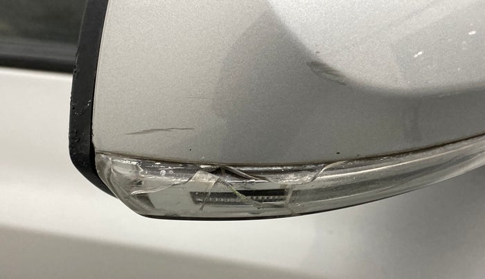 2016 Hyundai Grand i10 SPORTZ 1.2 KAPPA VTVT, Petrol, Manual, 53,734 km, Right rear-view mirror - Indicator light has minor damage