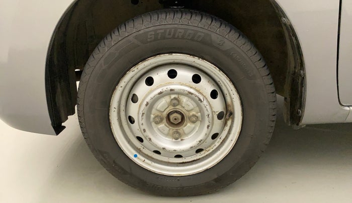 2014 Maruti Wagon R 1.0 LXI CNG, CNG, Manual, 1,18,174 km, Left Front Wheel