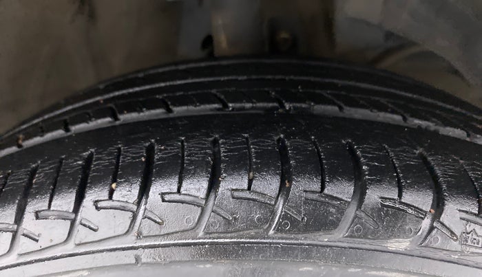 2019 Maruti Baleno SIGMA PETROL 1.2, Petrol, Manual, 52,520 km, Right Front Tyre Tread
