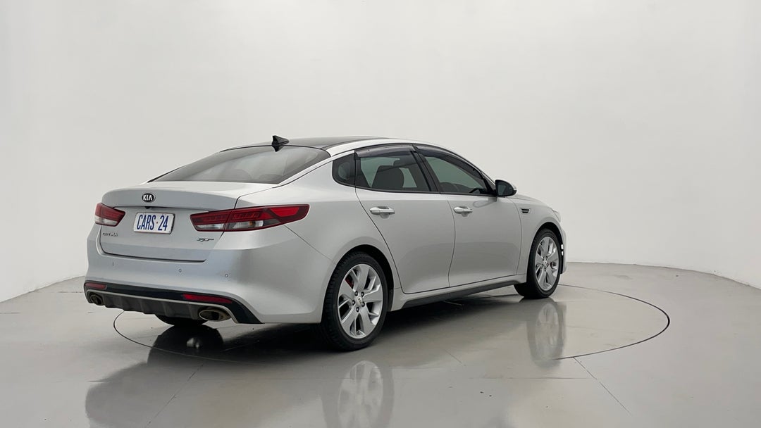 Right Back Diagonal (45- Degree) View