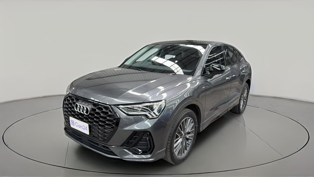 2021 Audi Q3 35 Tfsi S Line, Automatic, 59903 km, Left Front Diagonal (45- Degree) View