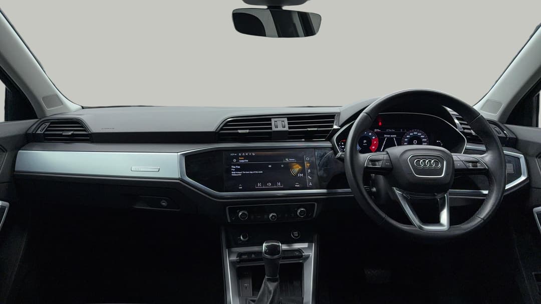 2021 Audi Q3 35 Tfsi S Line, Automatic, 59903 km, Dashboard View