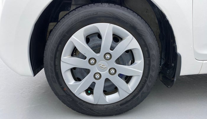 2018 Hyundai Eon MAGNA PLUS, Petrol, Manual, 22,870 km, Left Front Wheel