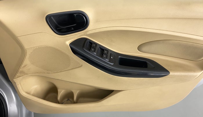 2018 Ford Figo Aspire 1.2 TITANIUM PETROL, CNG, Manual, 74,874 km, Driver Side Door Panels Control