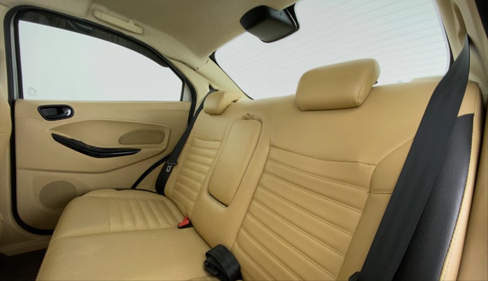 2018 Ford Figo Aspire 1.2 TITANIUM PETROL, CNG, Manual, 74,874 km, Right Side Rear Door Cabin