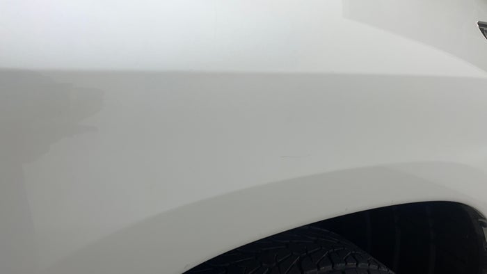 TOYOTA LAND CRUISER-Fender RHS Fender Minor Scratches