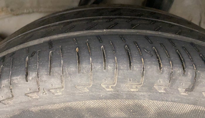 2019 Honda Amaze 1.2L I-VTEC E, Petrol, Manual, 21,981 km, Left Rear Tyre Tread
