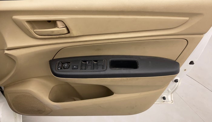 2019 Honda Amaze 1.2L I-VTEC E, Petrol, Manual, 21,981 km, Driver Side Door Panels Control