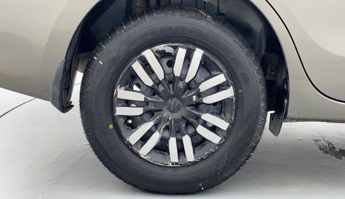2018 Maruti Dzire VXI, Petrol, Manual, 69,845 km, Right Rear Wheel