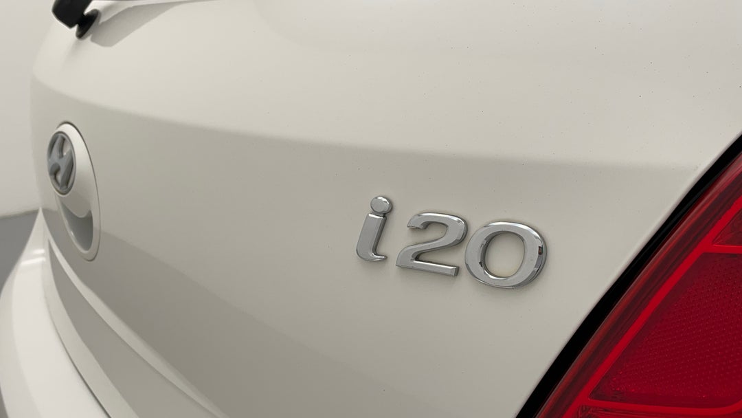 Badge (Boot Right Side)