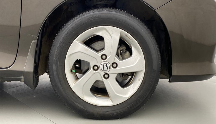 2015 Honda City V MT PETROL, Petrol, Manual, 65,295 km, Right Front Wheel