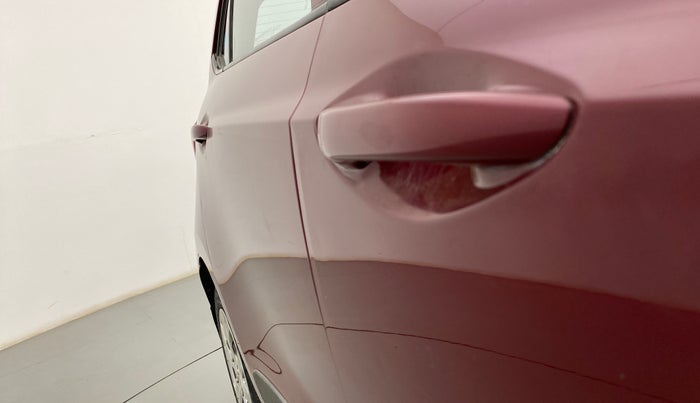 2015 Hyundai Grand i10 SPORTZ 1.2 KAPPA VTVT, Petrol, Manual, 1,14,071 km, Driver-side door - Slightly dented