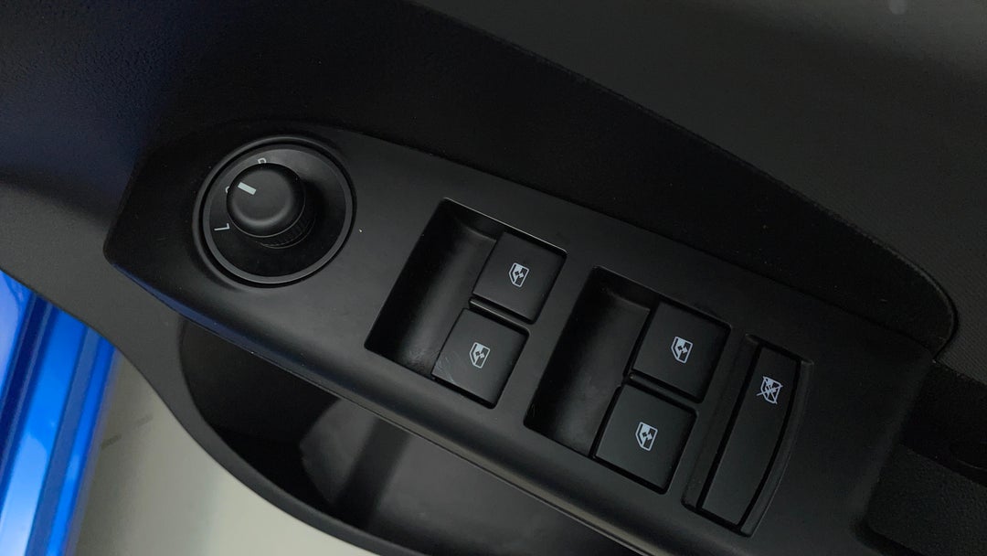 2018 Holden Barina Ls, Automatic, 57149 km, Drivers Side Door Panel Controls