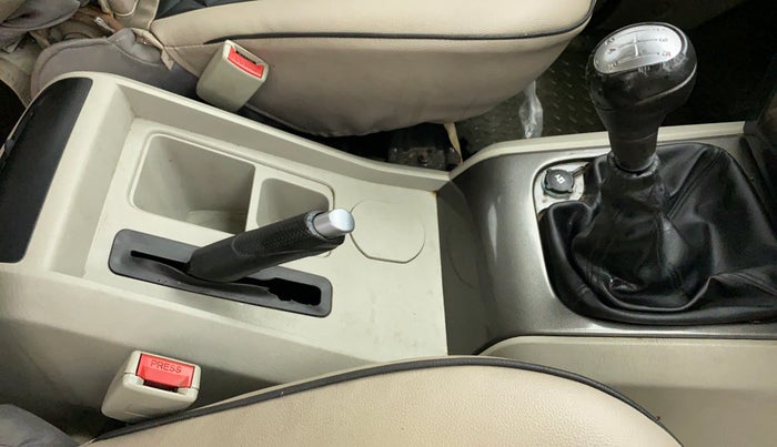 2015 Mahindra Scorpio S10, Diesel, Manual, Gear Lever