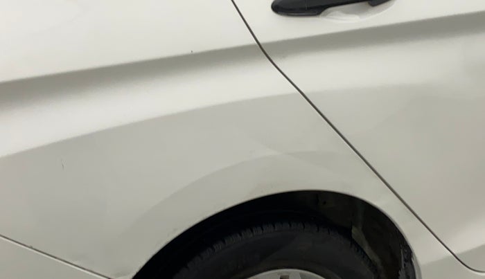 2016 Honda City 1.5L I-VTEC E MT, Petrol, Manual, 75,157 km, Right quarter panel - Minor scratches
