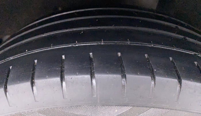2019 Maruti Baleno ZETA 1.2 K12, Petrol, Manual, 84,945 km, Left Rear Tyre Tread