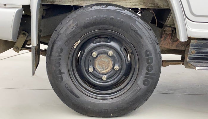 2019 Mahindra Bolero POWER PLUS SLE, Diesel, Manual, 90,161 km, Right Rear Wheel