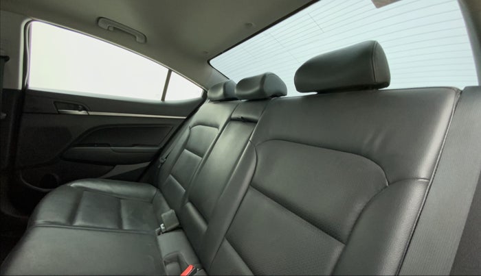 2018 Hyundai New Elantra 2.0 SX(O) AT PETROL, Petrol, Automatic, 46,379 km, Right Side Rear Door Cabin