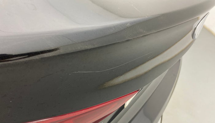 2018 Hyundai New Elantra 2.0 SX(O) AT PETROL, Petrol, Automatic, 46,379 km, Dicky (Boot door) - Minor scratches