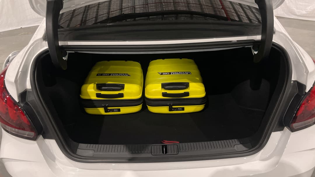 2023 MG Mg5 Vibe, Automatic, 38493 km, Boot Inside View with Luggage