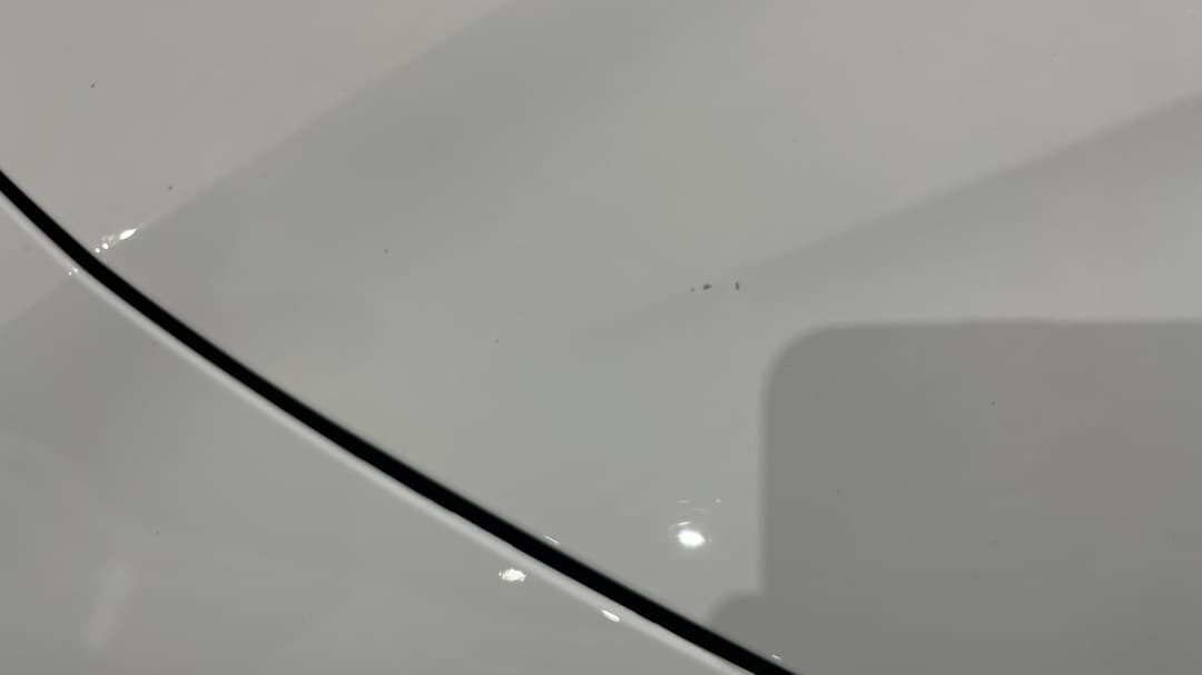 2023 MG Mg5 Vibe, Automatic, 38493 km, Bonnet Chip