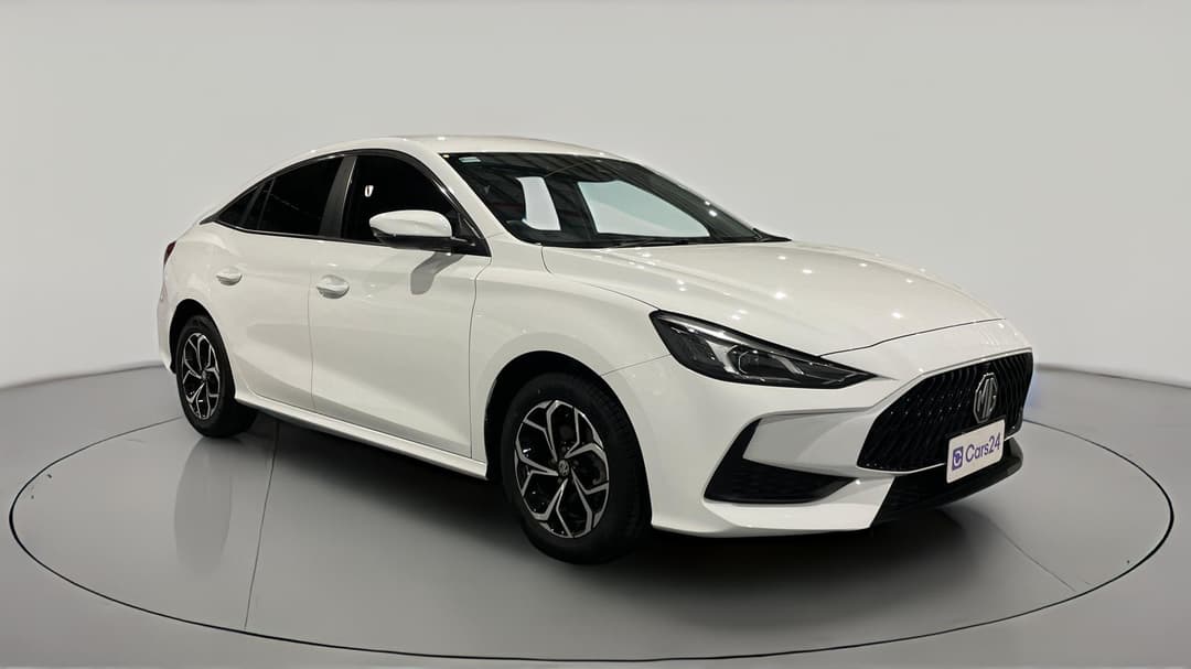 2023 MG Mg5 Vibe, Automatic, 38493 km, Right Front Diagonal (45- Degree) View