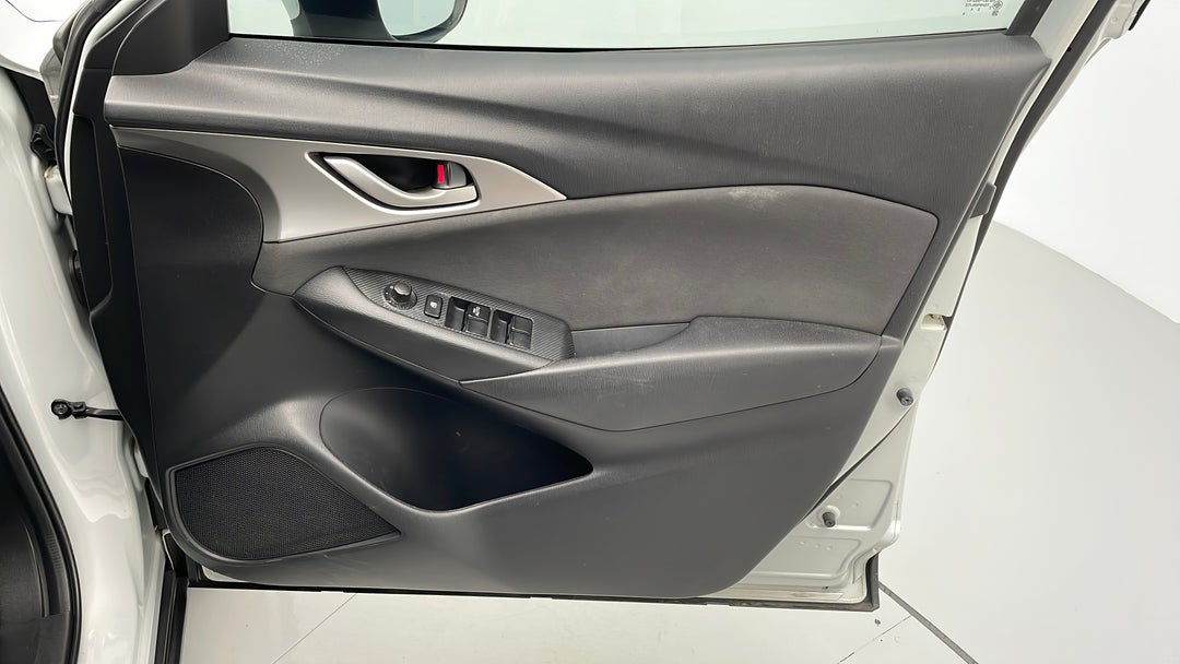 2016 Mazda CX-3 Maxx (fwd), Automatic, 118951 km, Speaker View