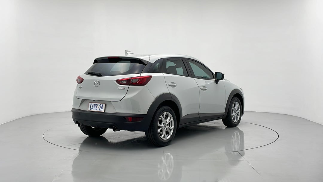 2016 Mazda CX-3 Maxx (fwd), Automatic, 118951 km, Right Back Diagonal (45- Degree) View