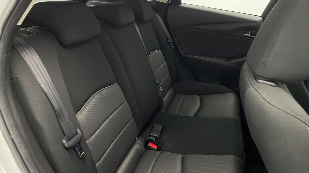 2016 Mazda CX-3 Maxx (fwd), Automatic, 118951 km, Right Side Rear Door Cabin View