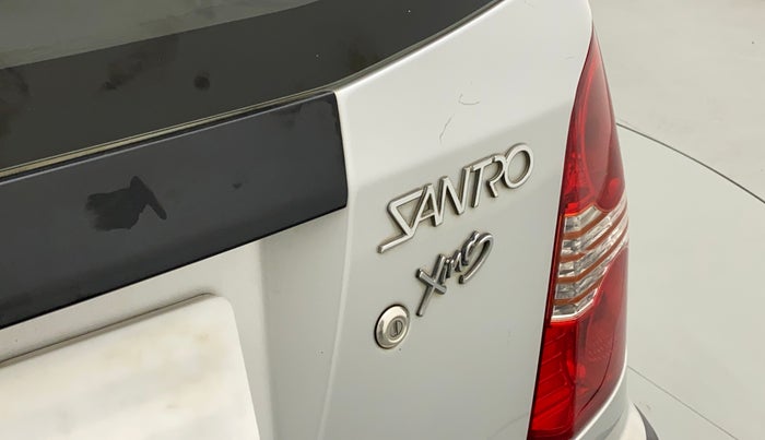 2010 Hyundai Santro Xing GLS, Petrol, Manual, 43,622 km, Dicky (Boot door) - Minor scratches