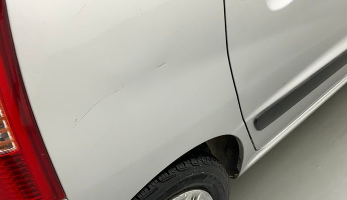 2010 Hyundai Santro Xing GLS, Petrol, Manual, 43,622 km, Right quarter panel - Minor scratches