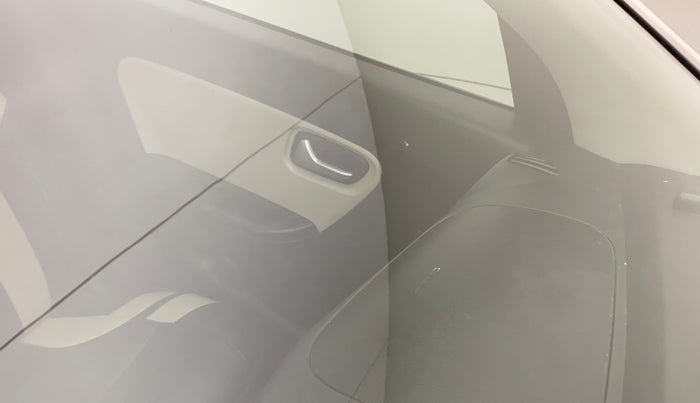 2020 Maruti Alto LXI O, Petrol, Manual, 35,375 km, Front windshield - Minor spot on windshield