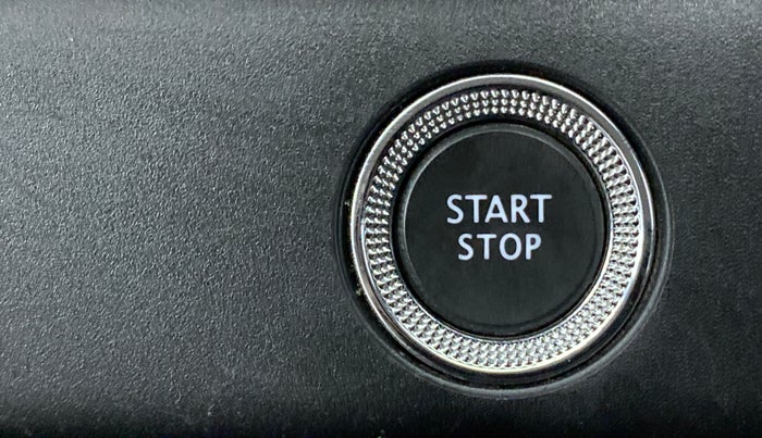 2021 Renault TRIBER 1.0 RXZ, Petrol, Manual, 21,050 km, Keyless Start/ Stop Button