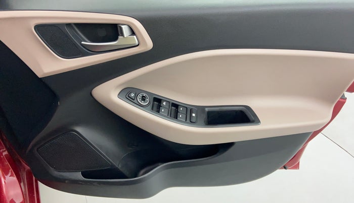 2019 Hyundai Elite i20 1.2  ASTA (O) CVT, Petrol, Automatic, 30,656 km, Driver Side Door Panels Controls