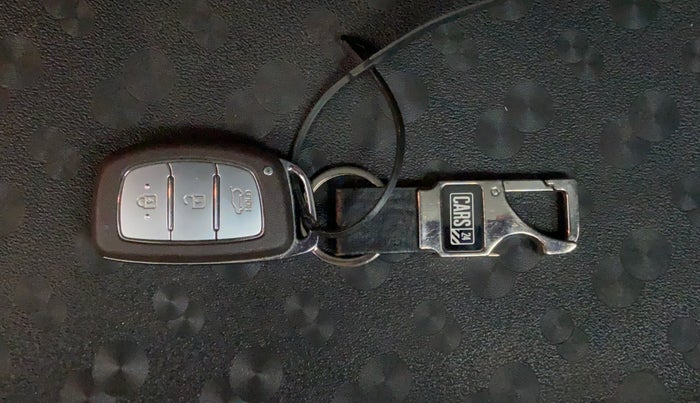 2019 Hyundai Elite i20 1.2  ASTA (O) CVT, Petrol, Automatic, 30,656 km, Key Close-up