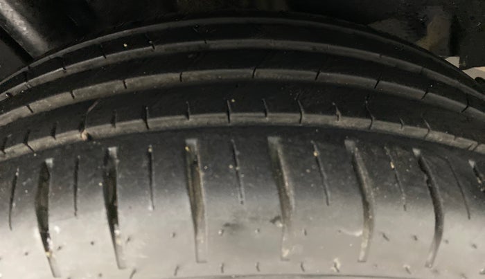 2018 Maruti Baleno ALPHA 1.2K12  AT, Petrol, Automatic, 10,380 km, Right Rear Tyre Tread