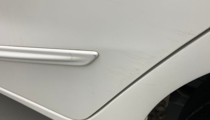 2021 Honda Jazz 1.2L I-VTEC ZX, Petrol, Manual, 32,420 km, Rear left door - Minor scratches