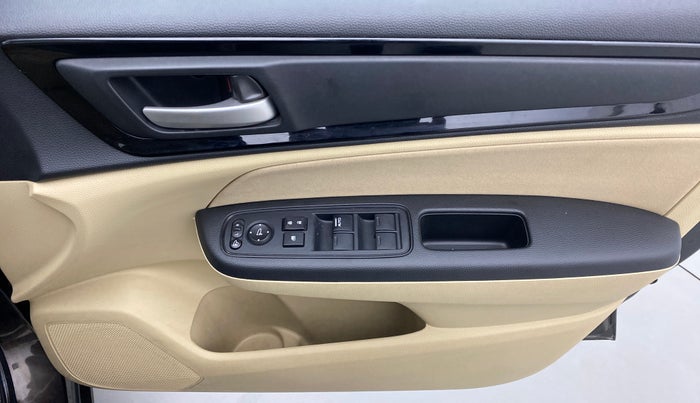 2018 Honda Amaze 1.2 V CVT I VTEC, Petrol, Automatic, 10,532 km, Driver Side Door Panels Control